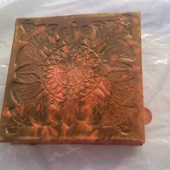 VINTAGE BOX CONTAING BOX FOR MATCHES EMPTY MOW COOL PEICE SALE - Picture 5 of 14